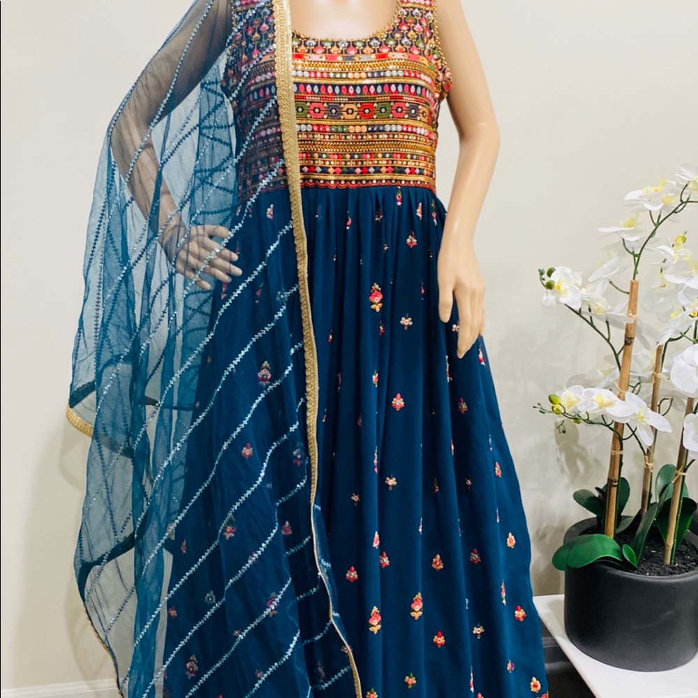Diva’s collection - Picture 3 of 16